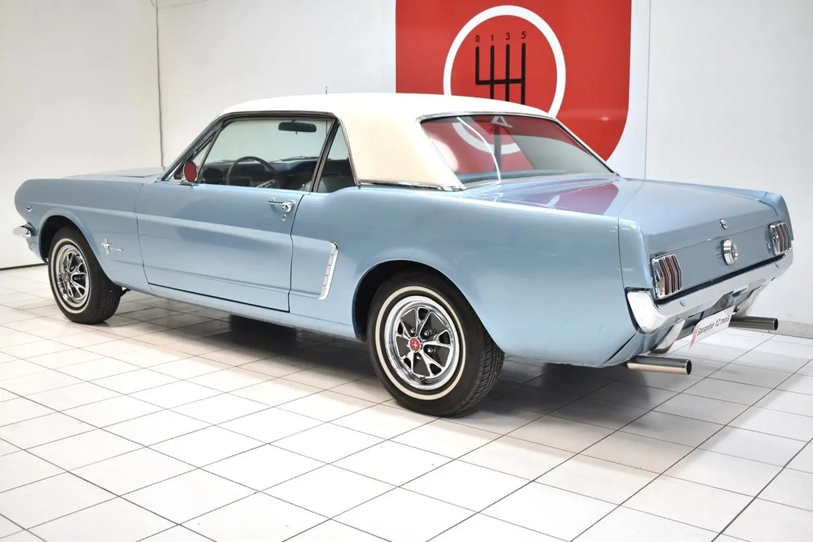 Ford Mustang 289 Ci Coupé Niebieski - 2