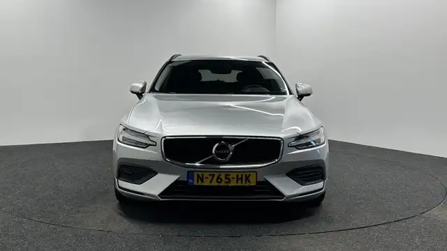 Volvo V60 view 10