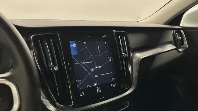 Volvo V60 view 9