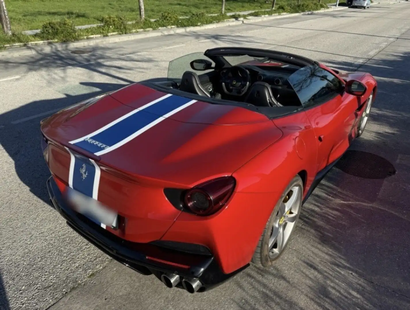 Ferrari Portofino - 2