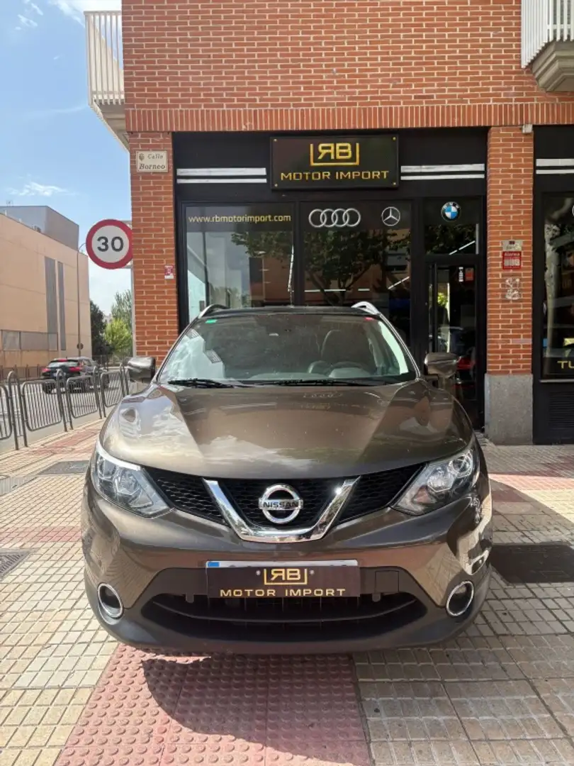 Nissan Qashqai 1.6dCi Tekna 4x2 Noir - 2