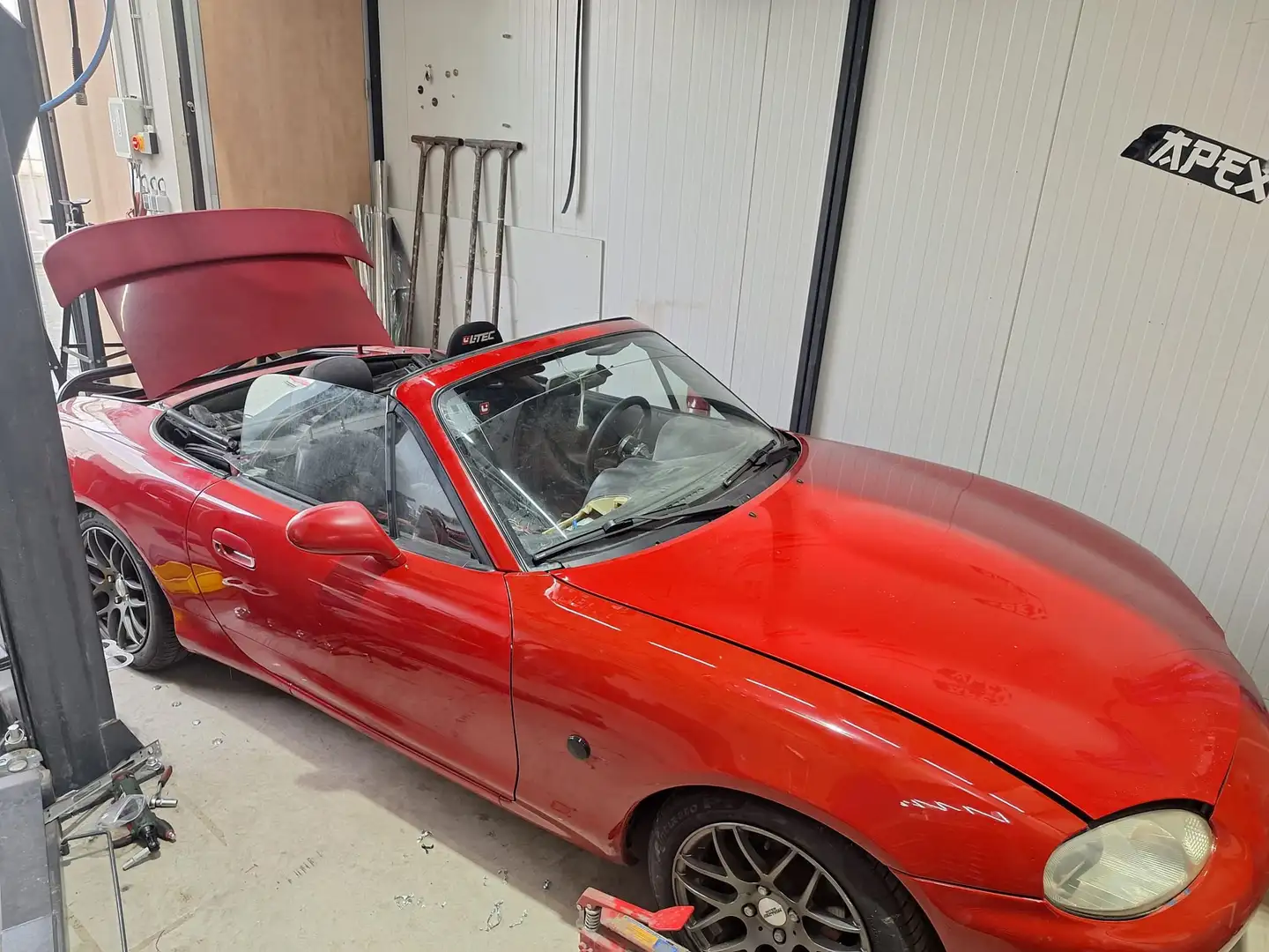 Mazda MX-5 MX-5 1.6i Rood - 2