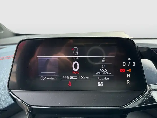 Volkswagen ID.4 view 13