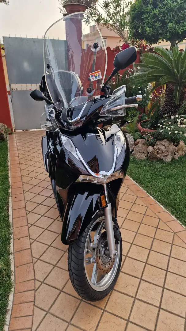 Honda SH 350i Noir - 1