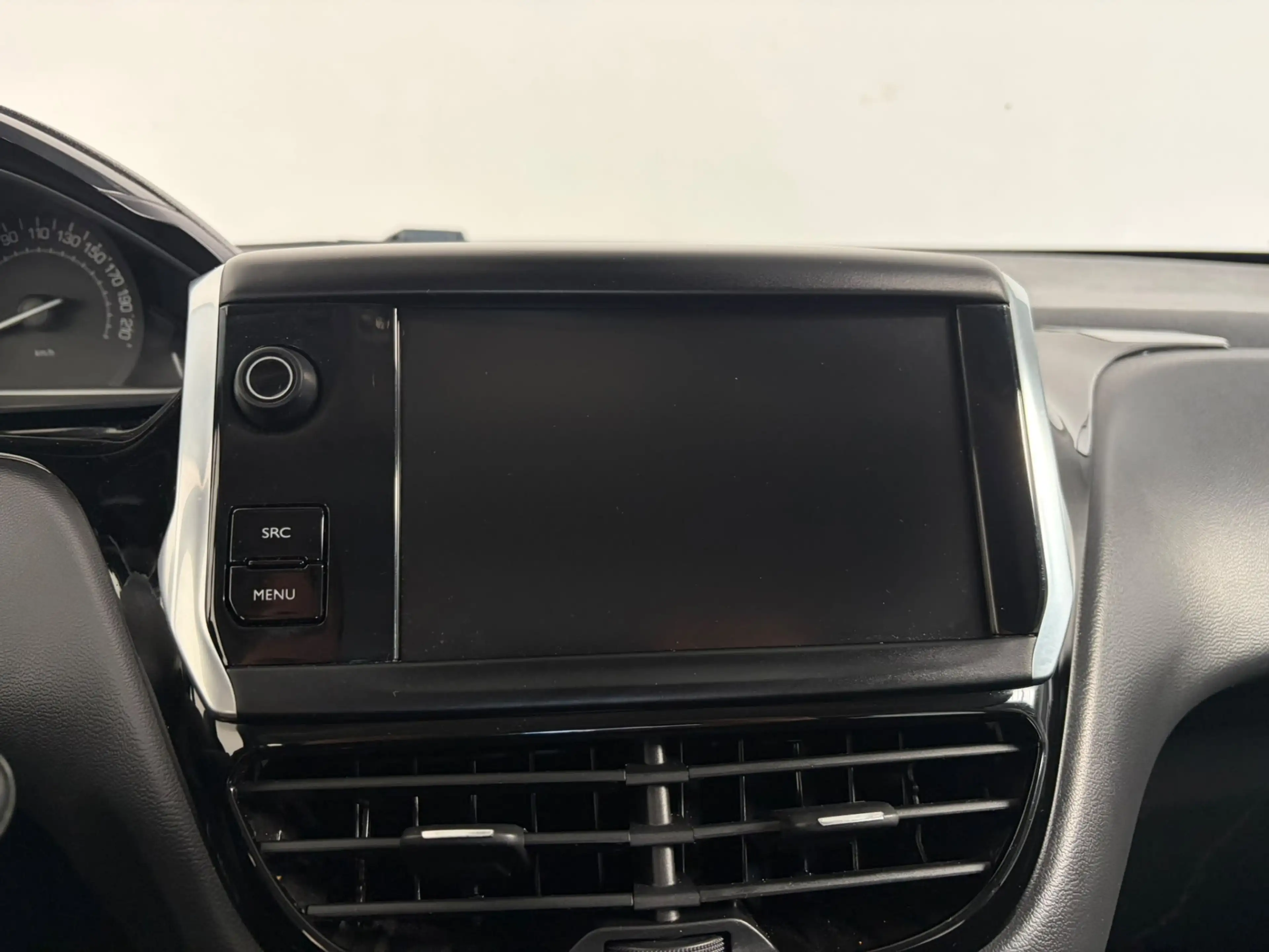 Peugeot 208 1.2 PureTech Signature — photo 15