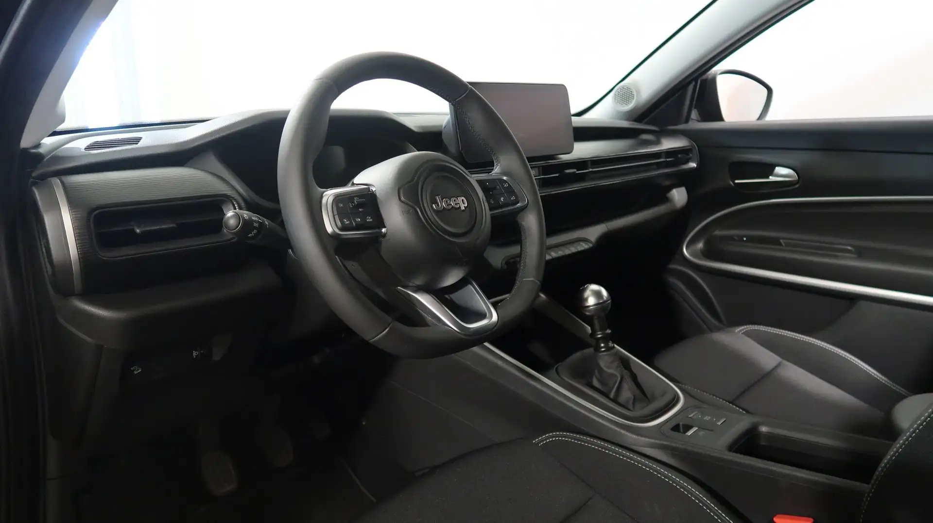 Jeep Avenger Avenger 1.2 Turbo 100 CV Altitude #CARPLAY#PORTEL Nero - 2