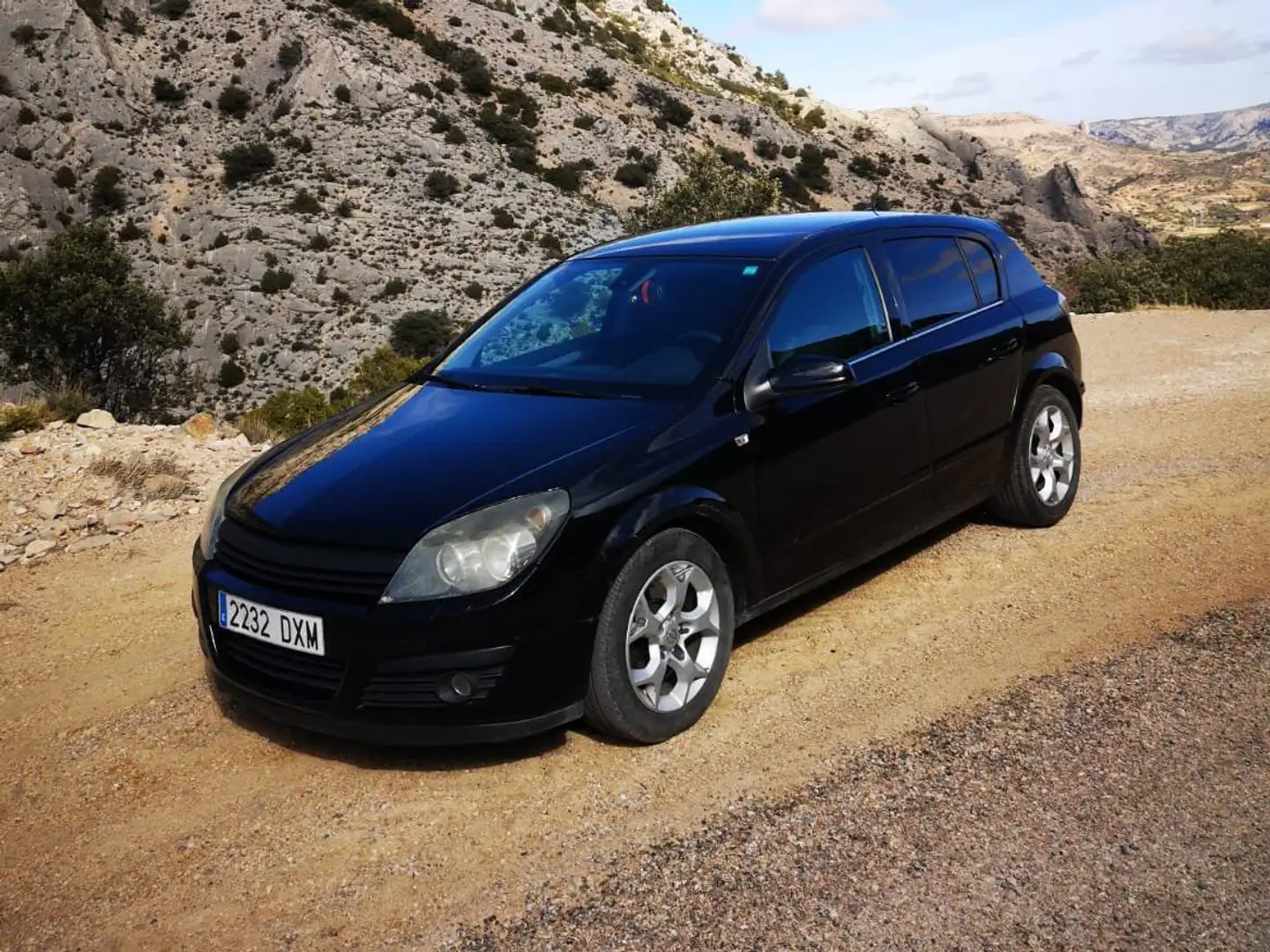 Opel Astra 1.9CDTi Cosmo Negro - 2