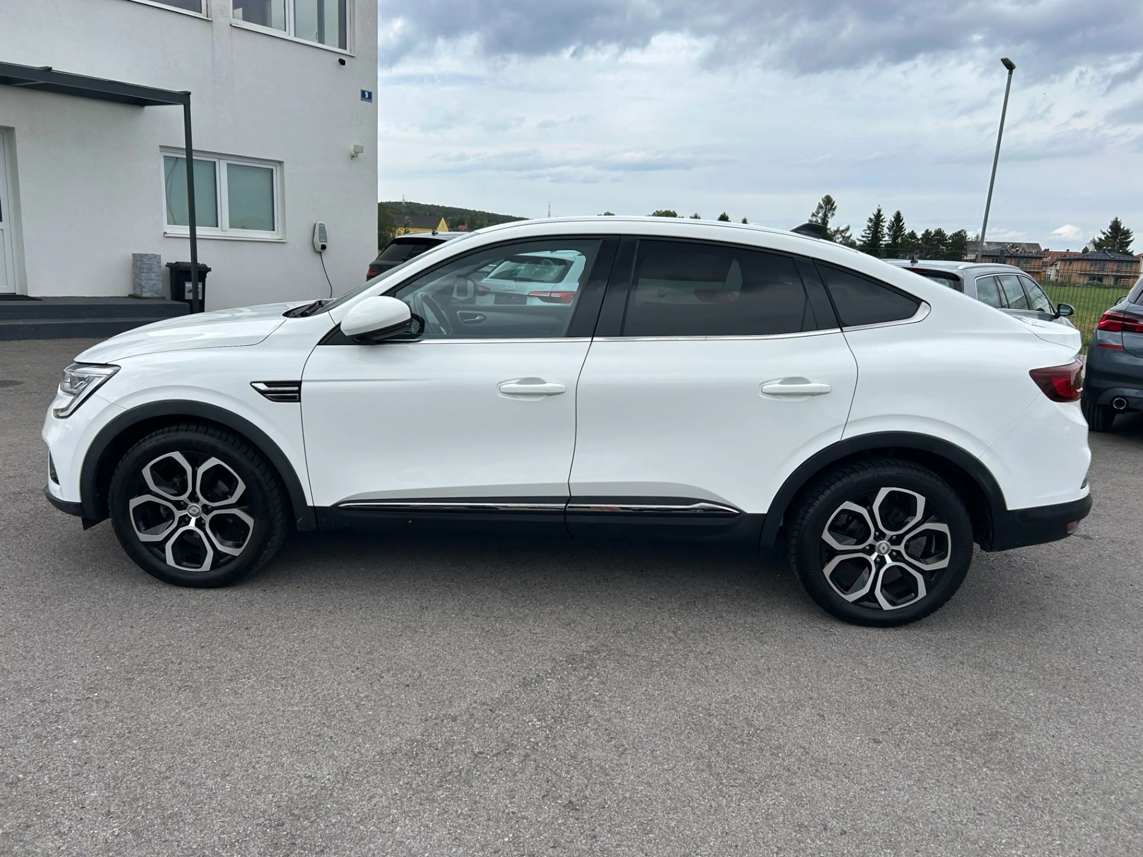 Renault Arkana TCe 140 EDC PF Intens Aut. *ACC* — photo 5
