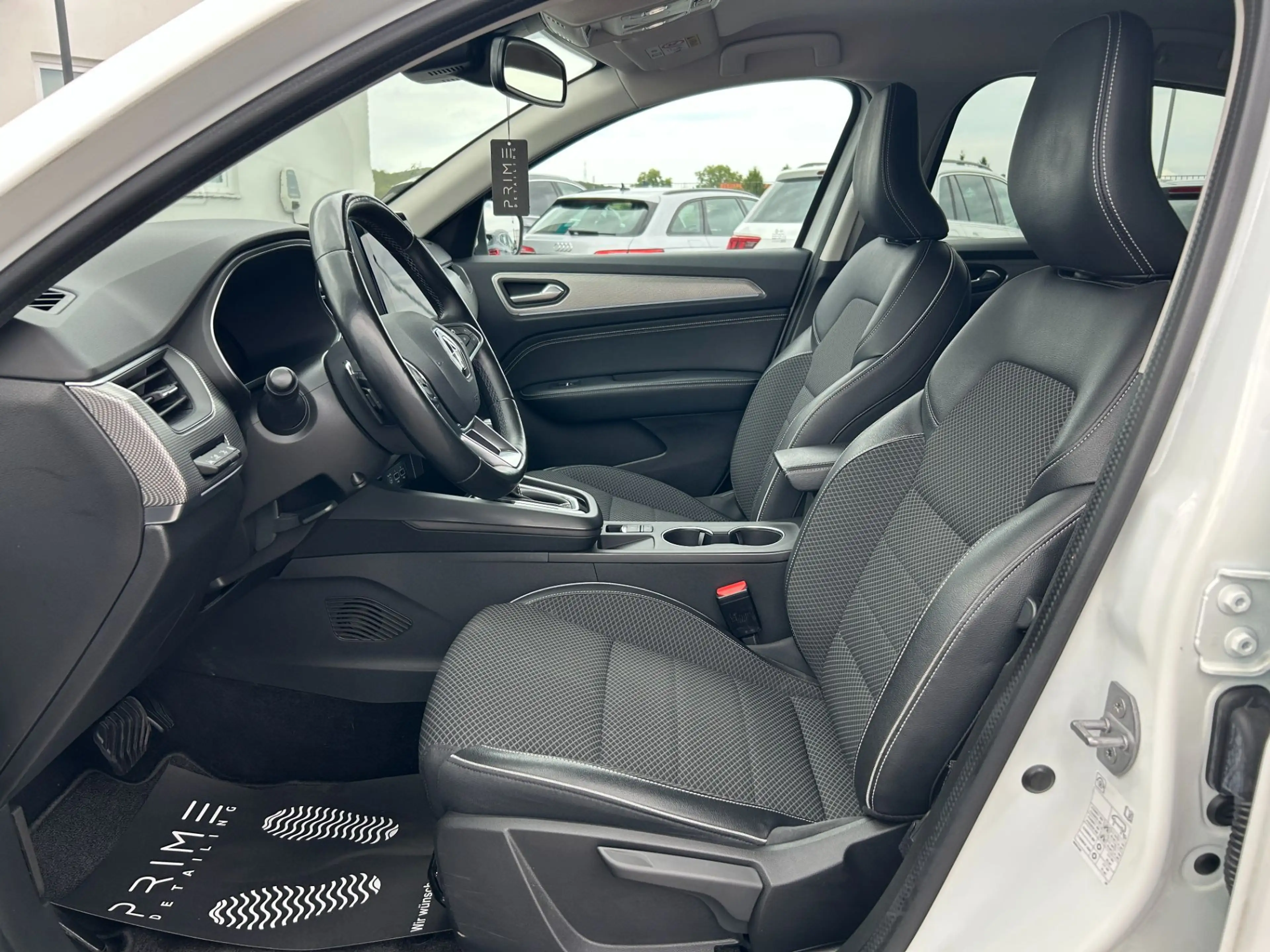 Renault Arkana TCe 140 EDC PF Intens Aut. *ACC* — photo 9