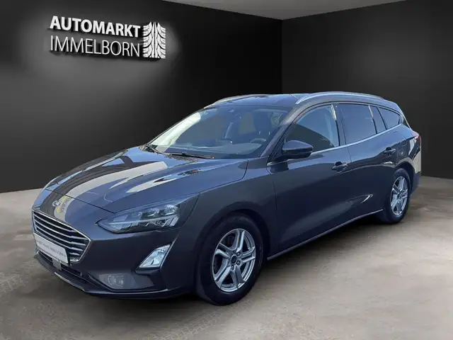 Ford Focus view 4