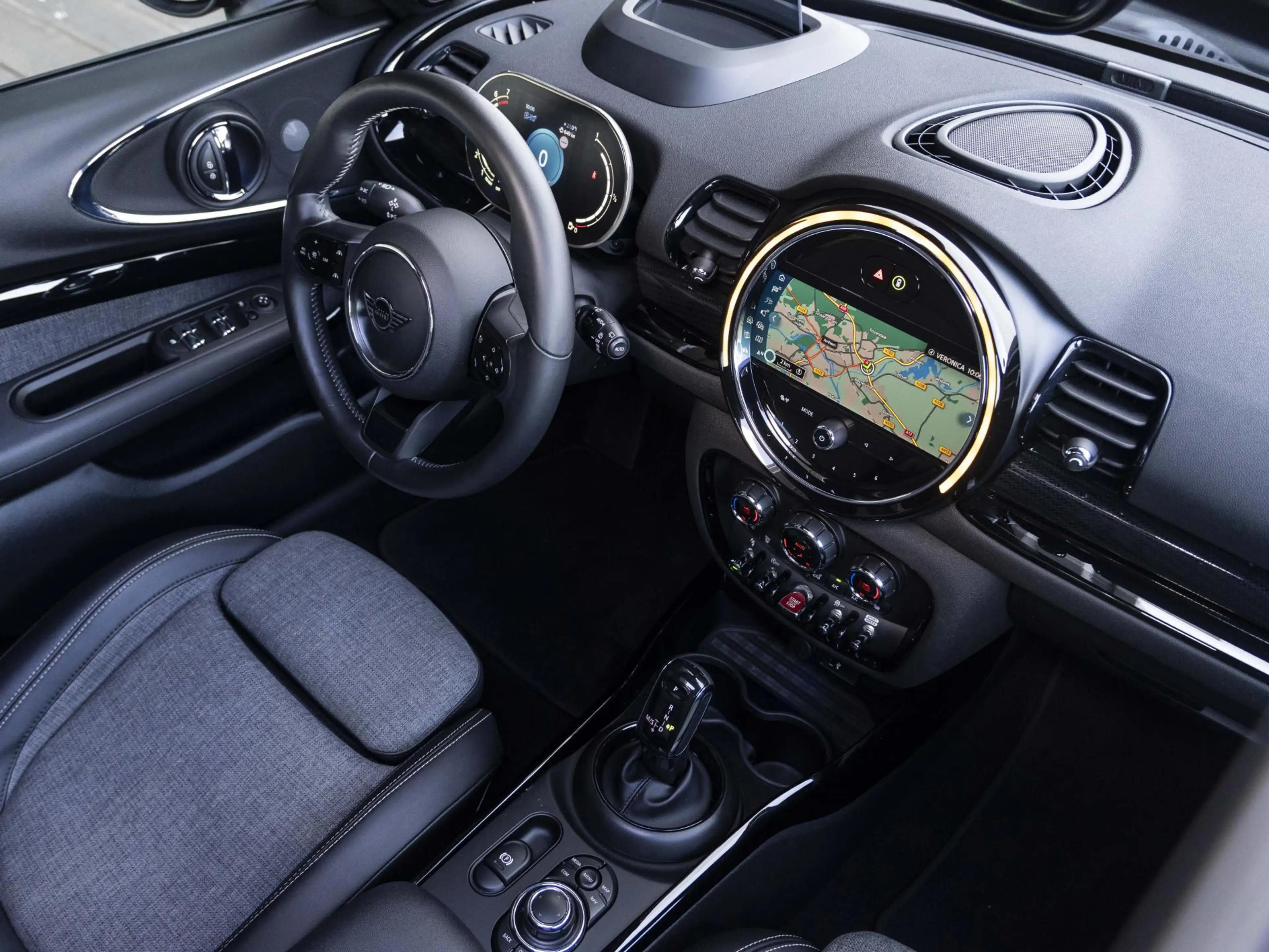 MINI Cooper Clubman Aut. Richmond Park Edition — photo 10