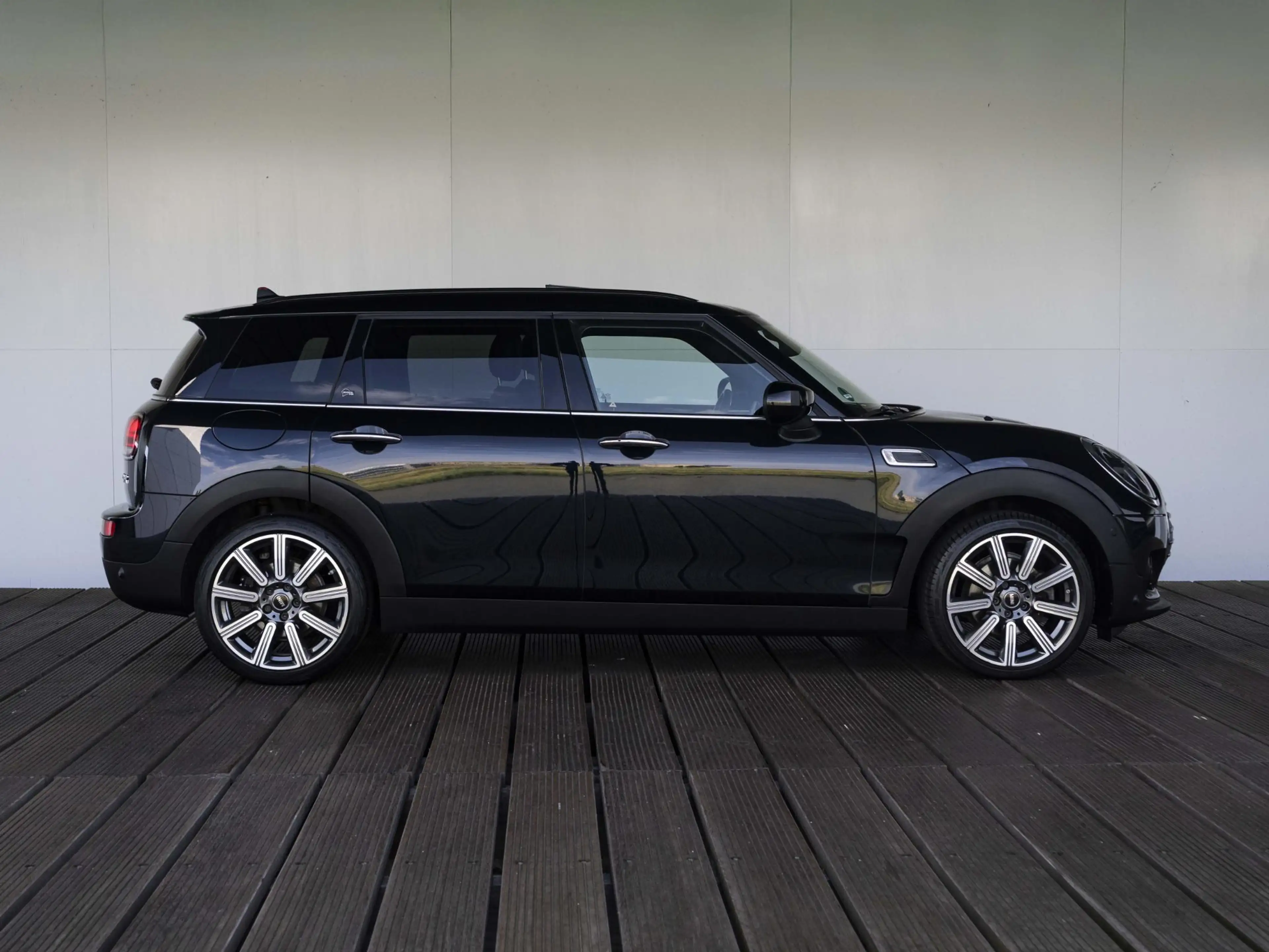 MINI Cooper Clubman Aut. Richmond Park Edition — photo 7