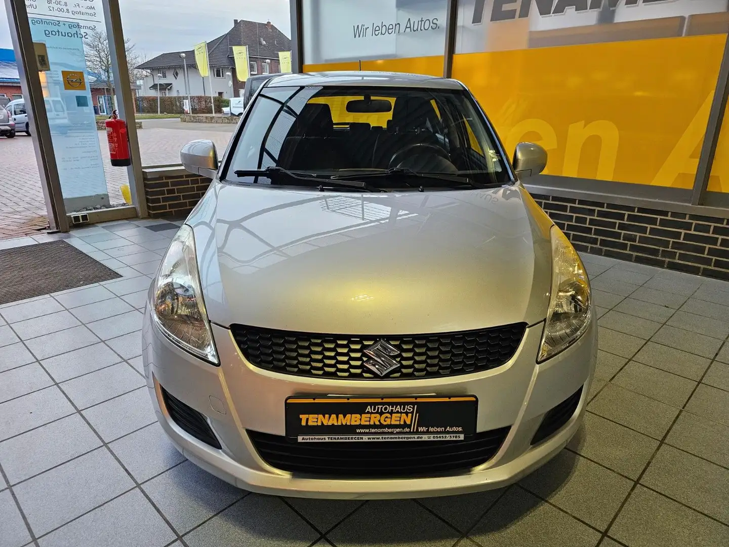 Suzuki Swift Club 8 fach bereift Zilver - 2