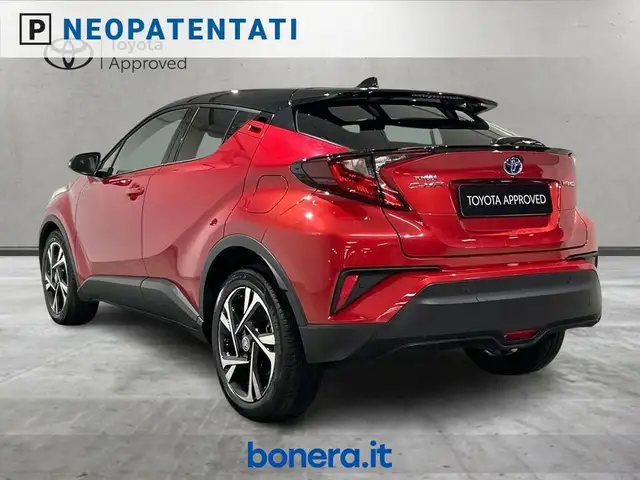 Toyota C-HR view 6