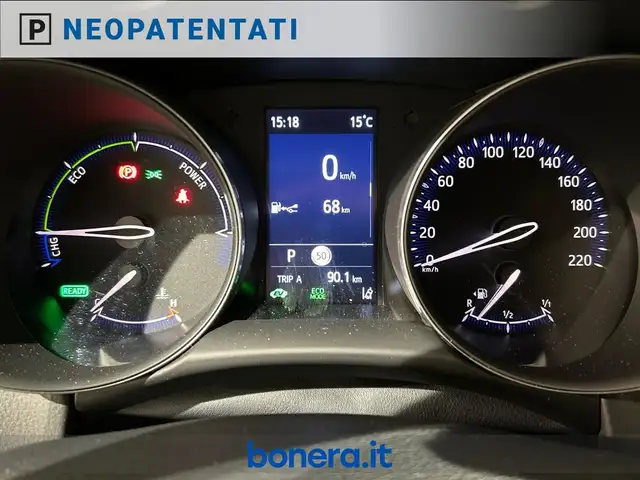 Toyota C-HR view 10