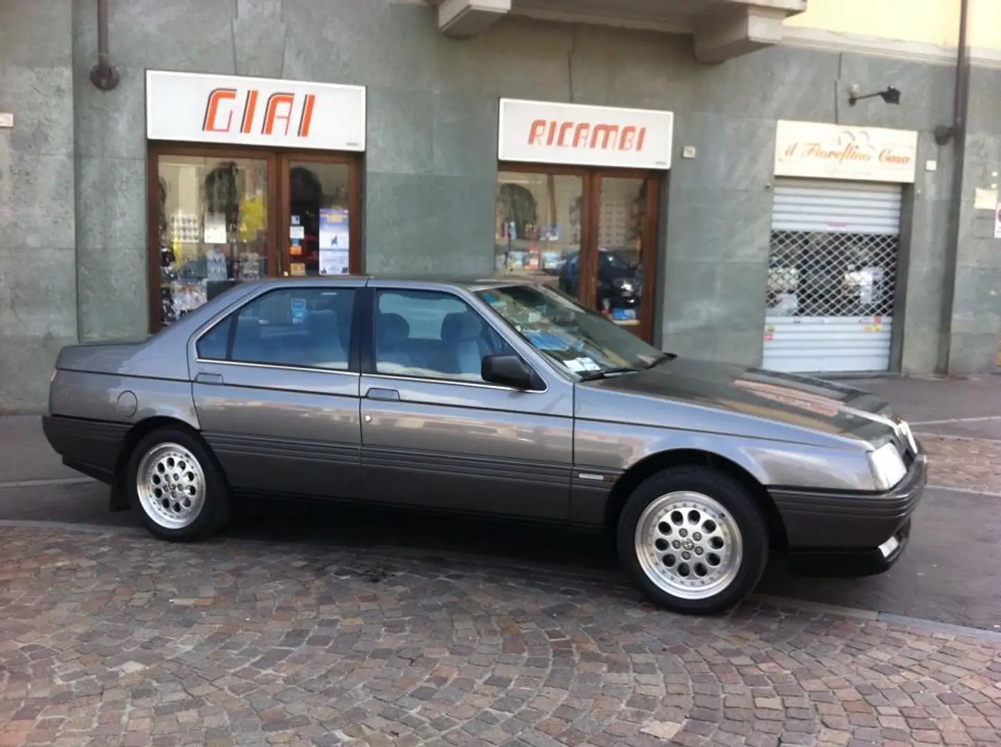 Alfa Romeo 164 3.0 V6 - 1