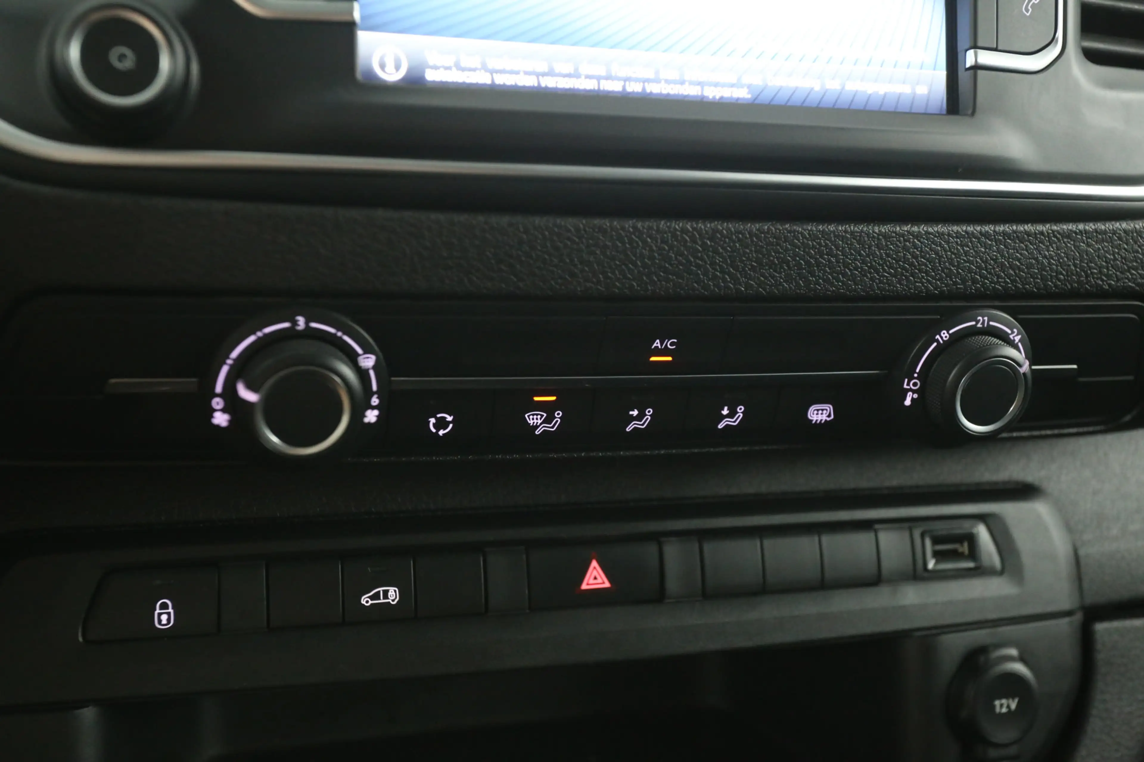 Toyota Proace Elektrisch 75 kWh L2H1 Long Range | Snelladen | SO — photo 14