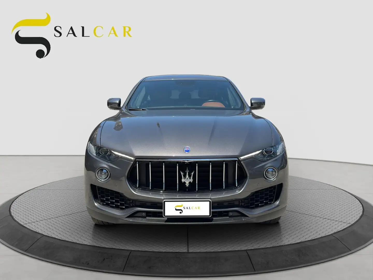 Maserati Levante 3.0 250cv 4x4 2019 Grigio - 2