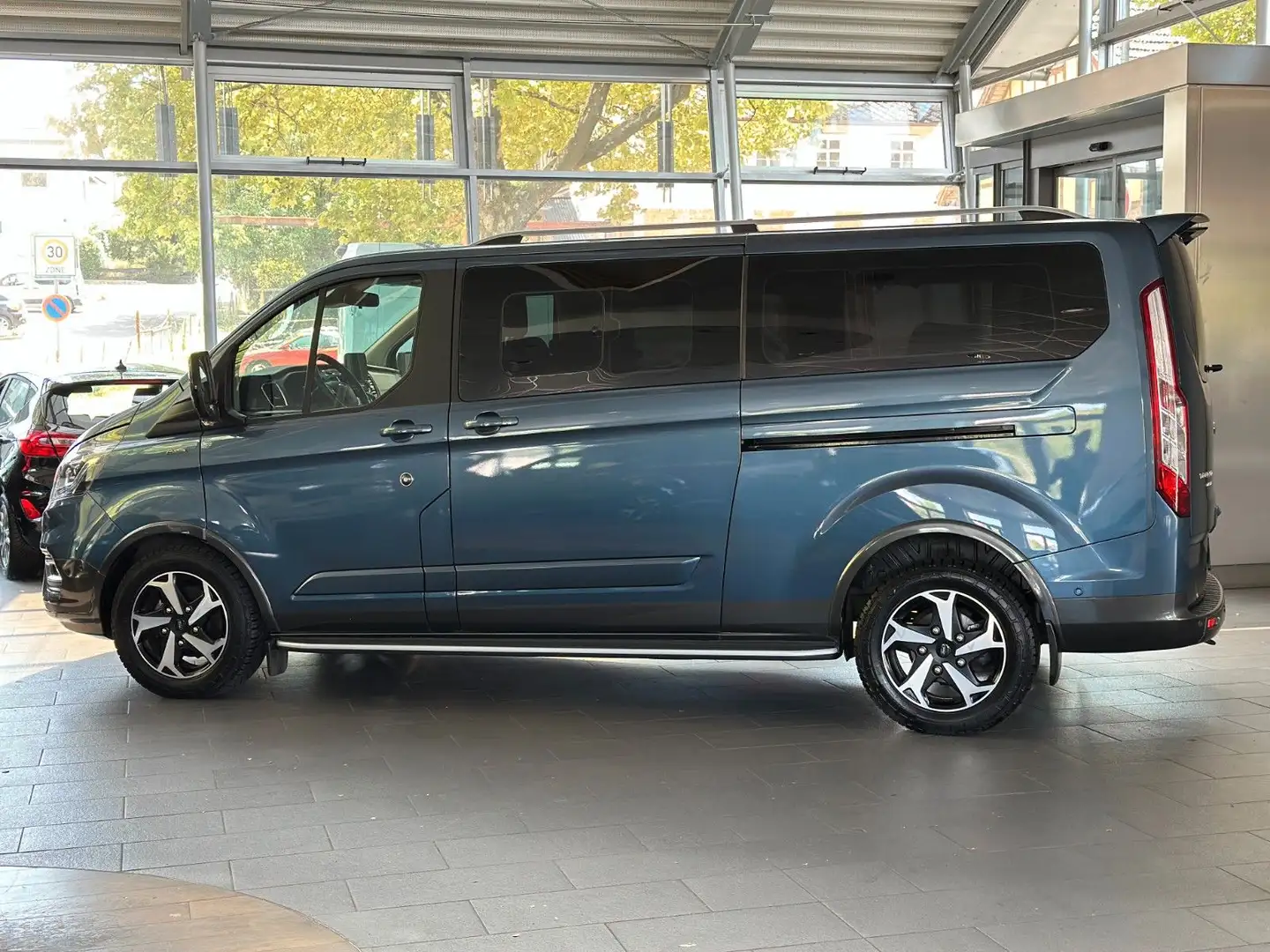 Ford Tourneo Custom 2.0 Active 320 L2 #AUTOMATIK Blau - 2