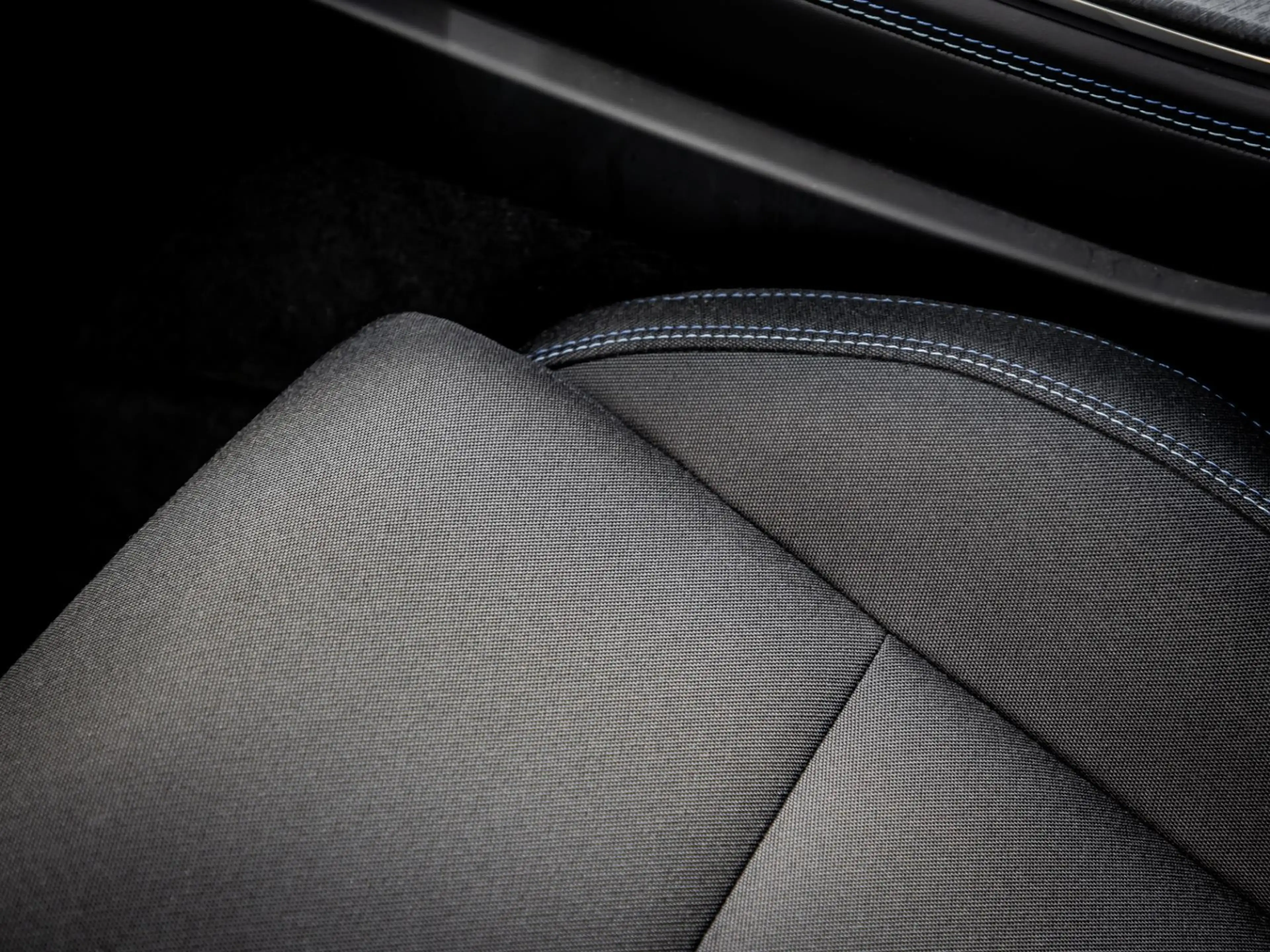 Lynk & Co 01 1.5 Plug-In Hybrid 262pk Trekhaak|Adaptive Cruise — photo 31