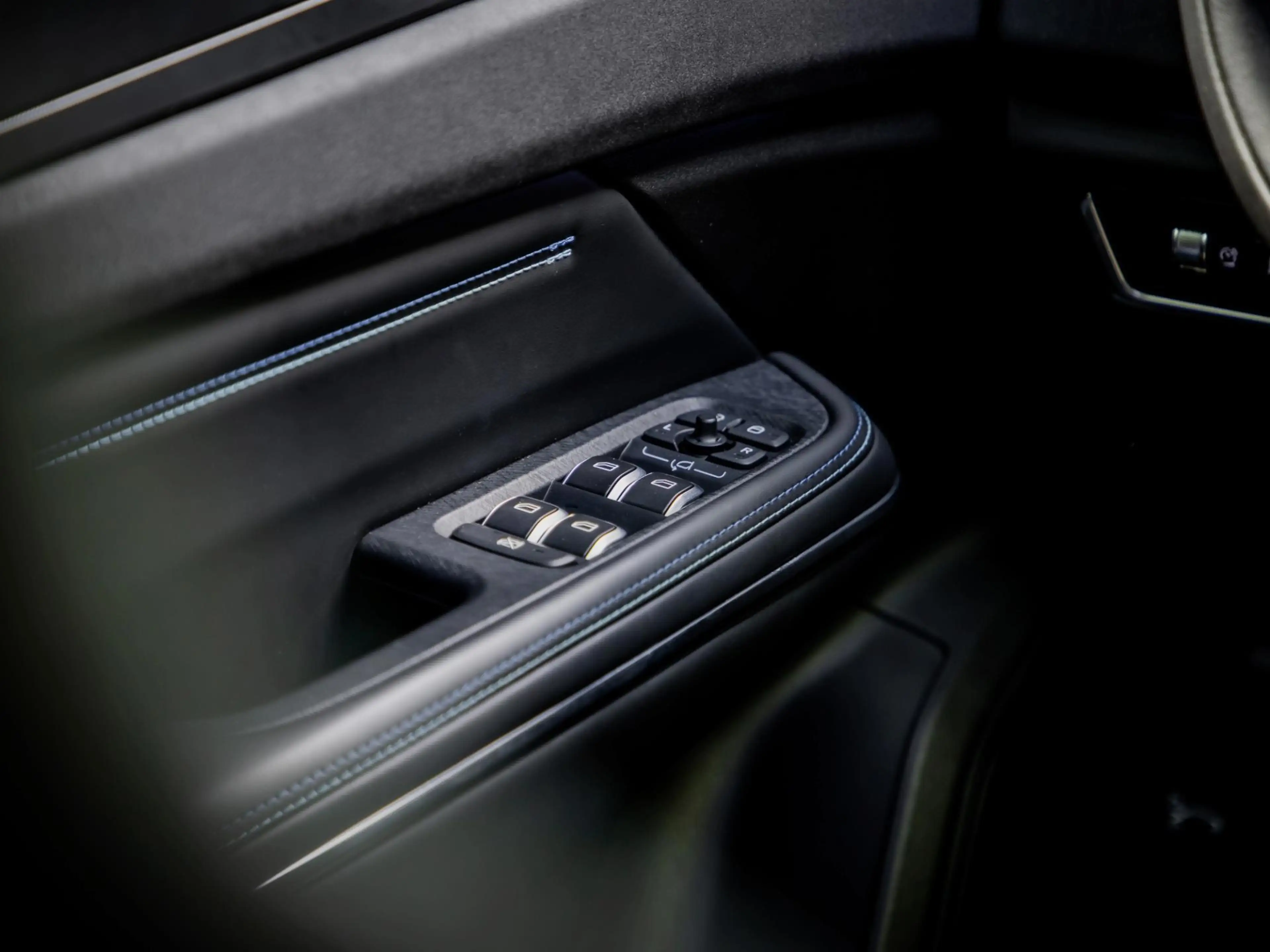 Lynk & Co 01 1.5 Plug-In Hybrid 262pk Trekhaak|Adaptive Cruise — photo 20