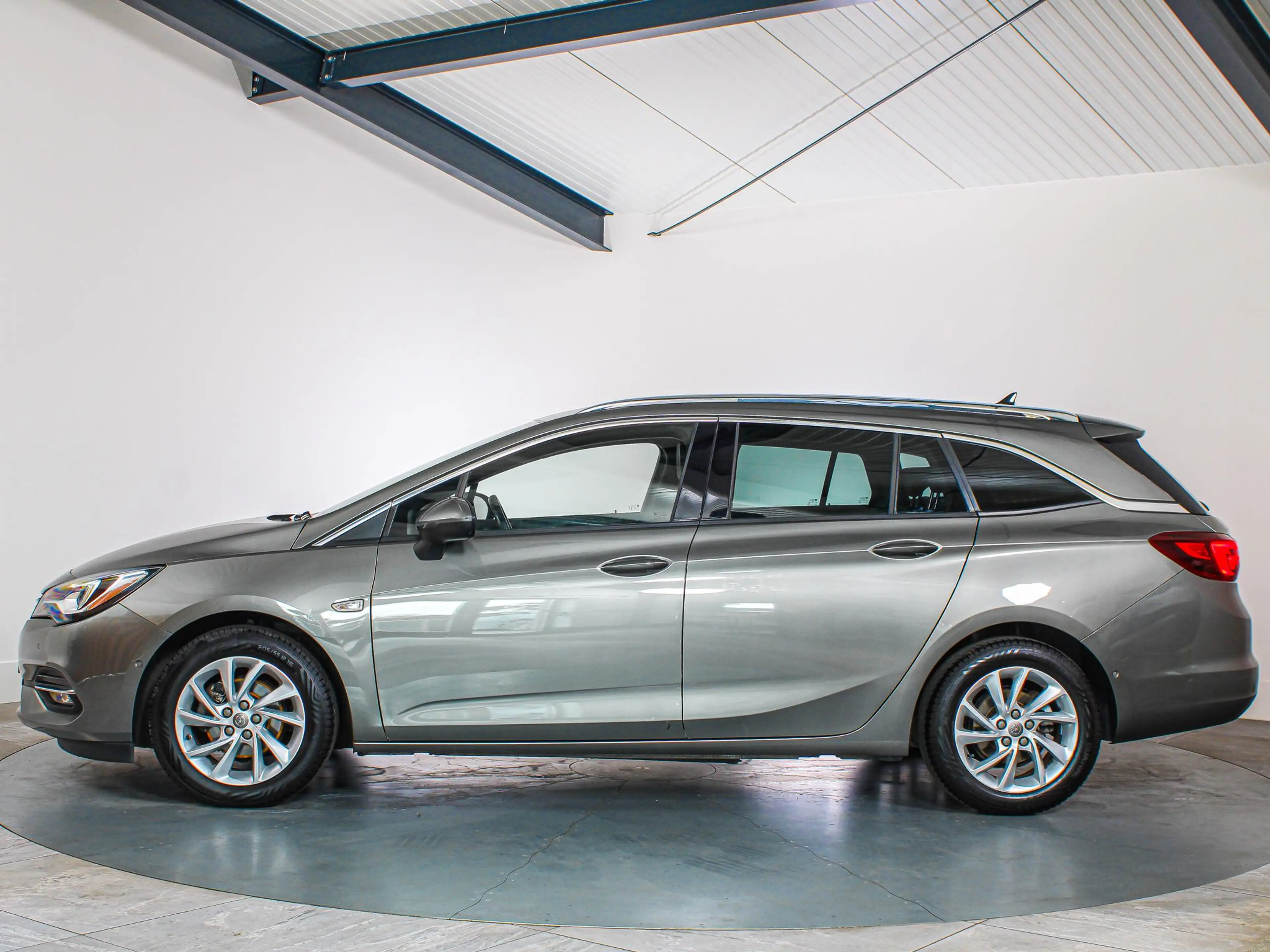 Opel Astra Sports Tourer 1.2T 110PK, Elegance, Camera, Cruise — photo 7