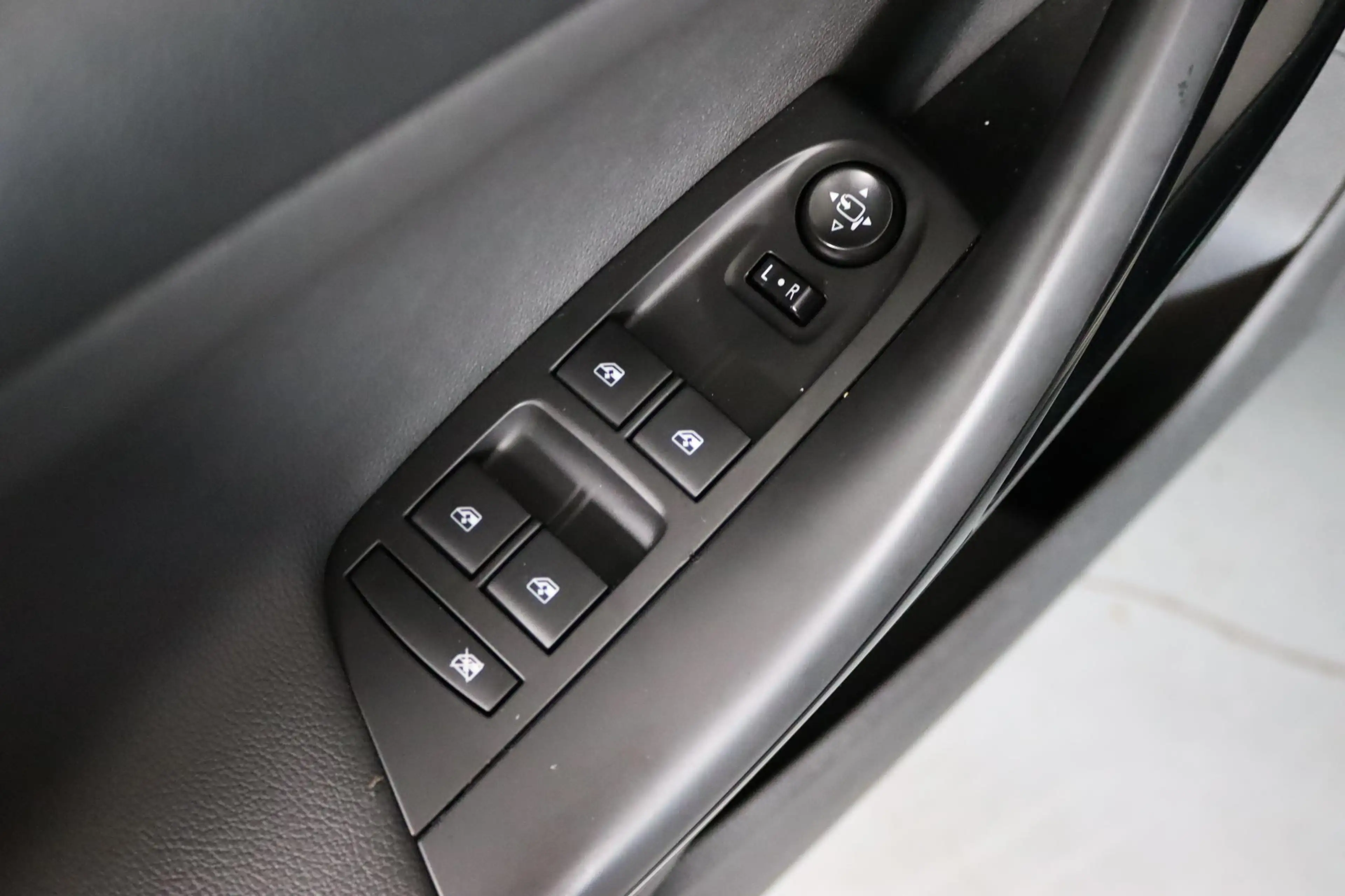Opel Astra Sports Tourer 1.2T 110PK, Elegance, Camera, Cruise — photo 25