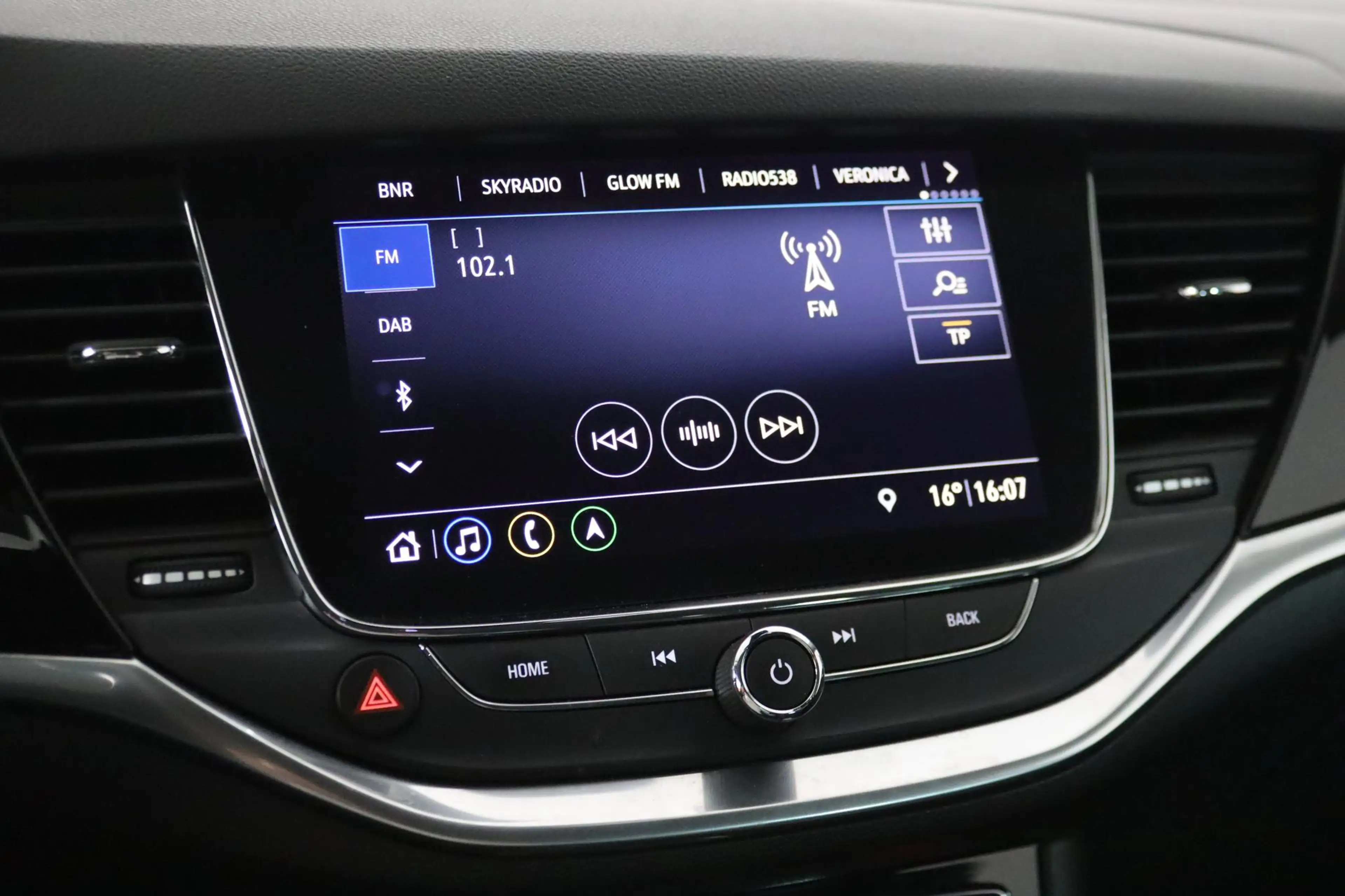 Opel Astra Sports Tourer 1.2T 110PK, Elegance, Camera, Cruise — photo 34
