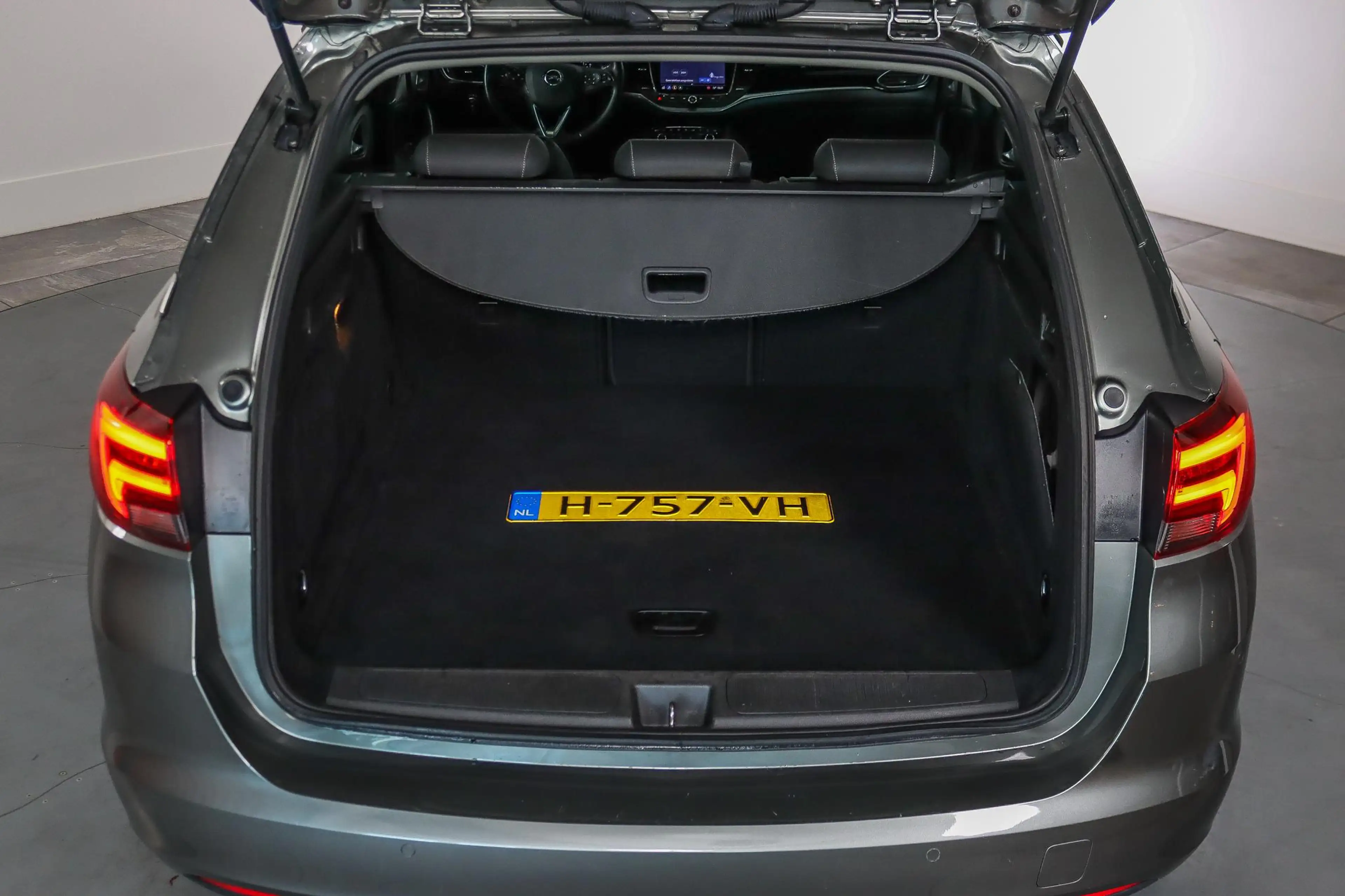 Opel Astra Sports Tourer 1.2T 110PK, Elegance, Camera, Cruise — photo 49