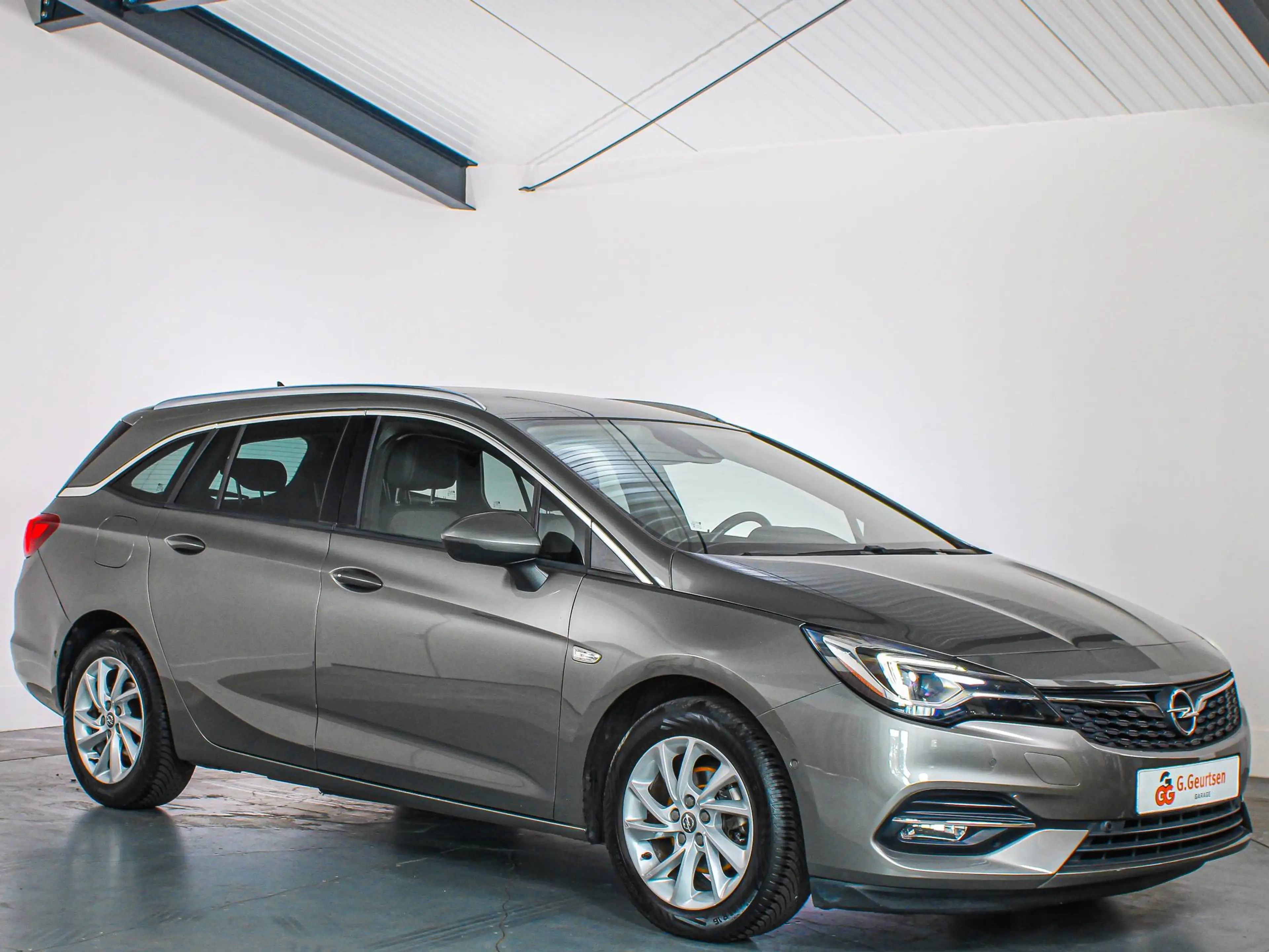 Opel Astra Sports Tourer 1.2T 110PK, Elegance, Camera, Cruise — photo 50