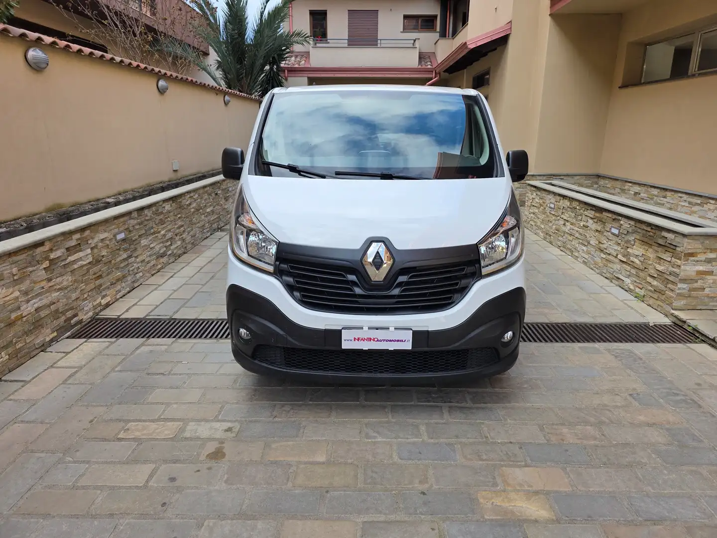 Renault Trafic 1.6 dci 121 cv Furgone 3 posti Blanc - 2