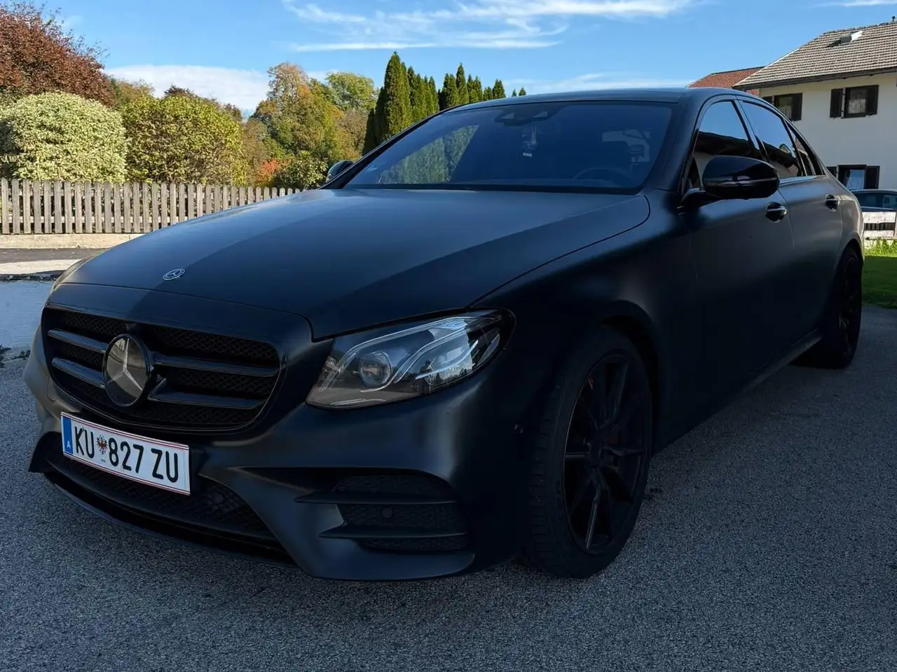 Mercedes-Benz E 300