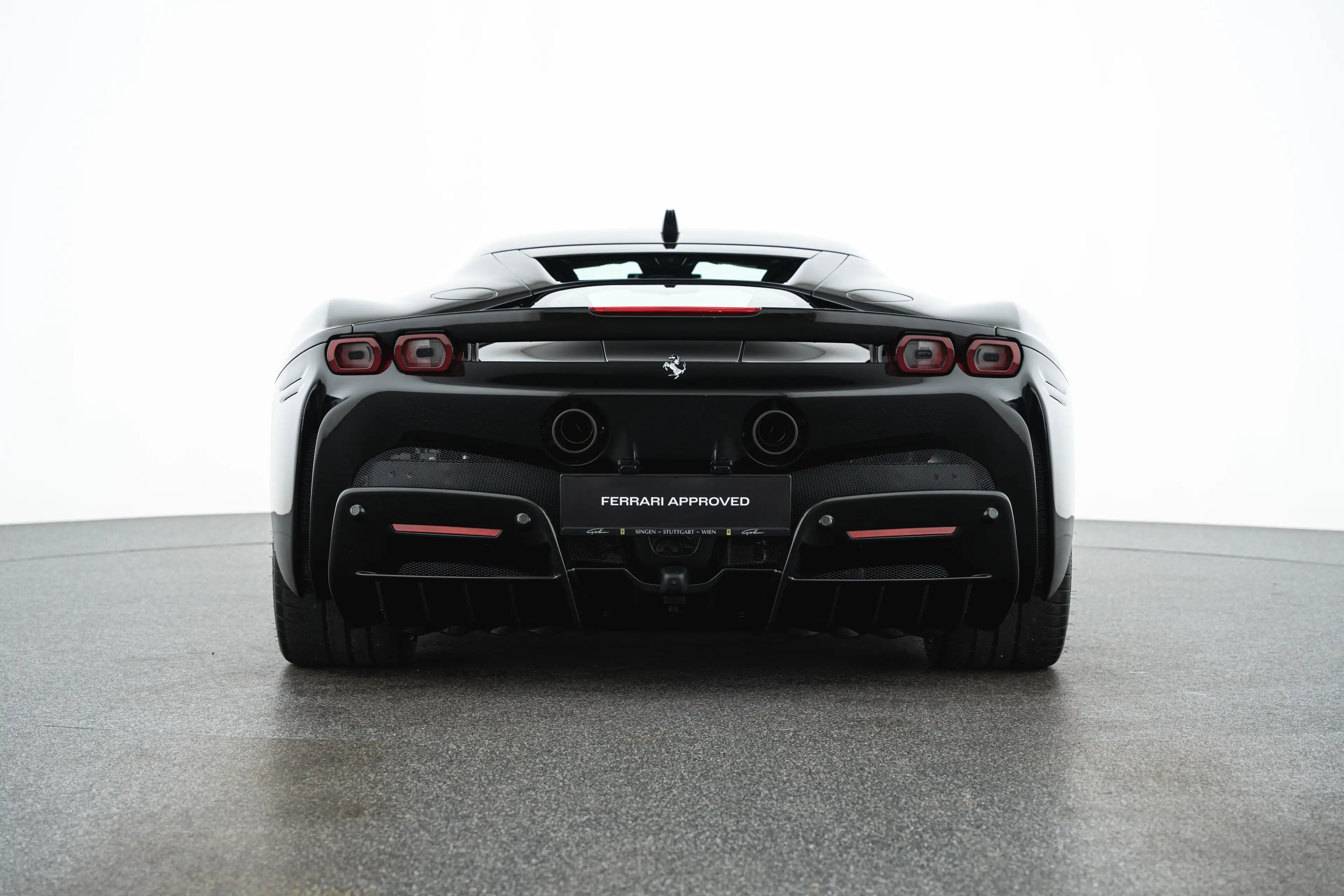 Ferrari SF90 Stradale — photo 6