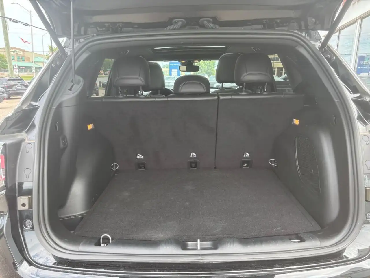 Jeep Compass photo Jeep Compass