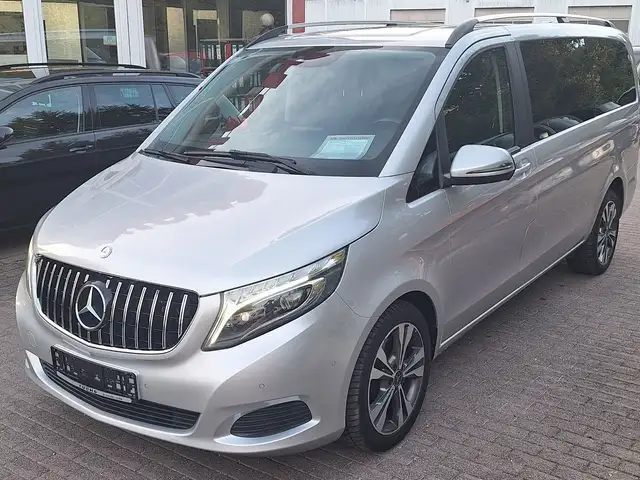Mercedes-Benz V 250 d lang Editon Score 2.Hand Kamera LED 18"