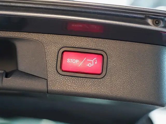 Mercedes-Benz E-Class view 6