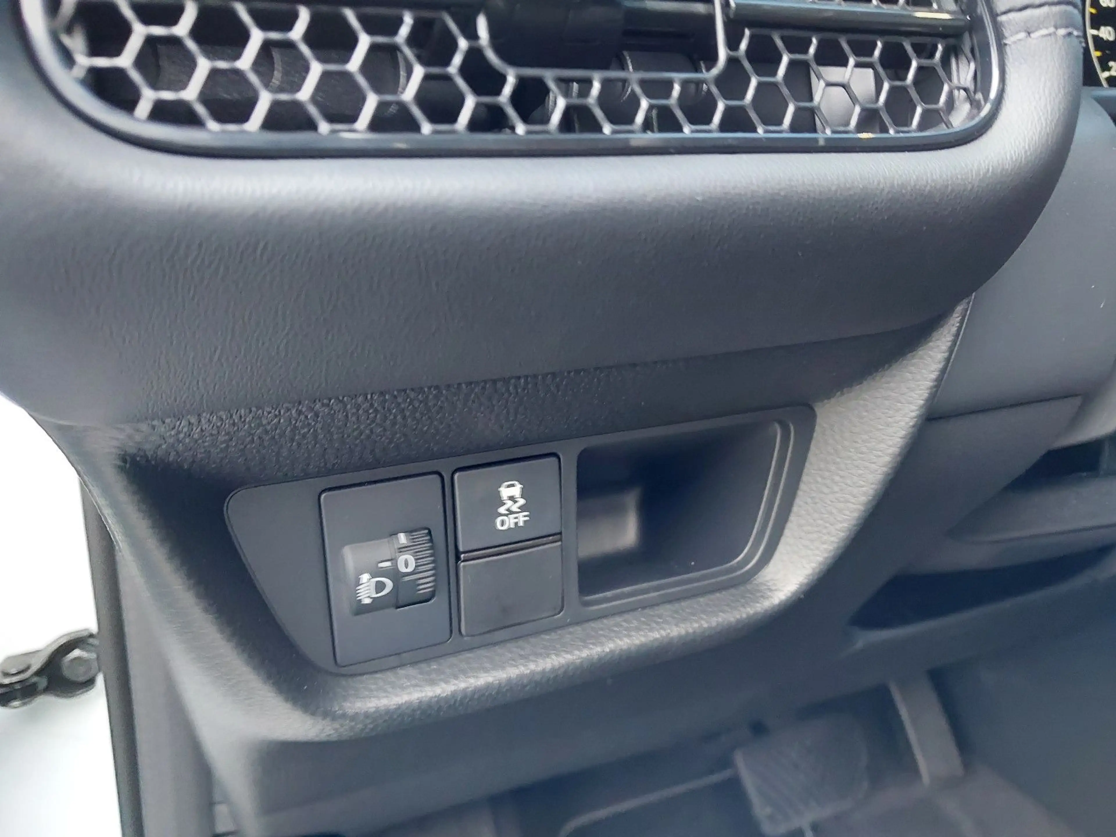Honda ZR-V 2,0 e:HEV Elegance Navi/LED/Kamera — photo 14