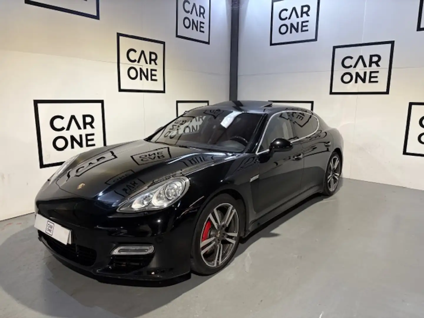 Porsche Panamera Turbo Aut. Negro - 1