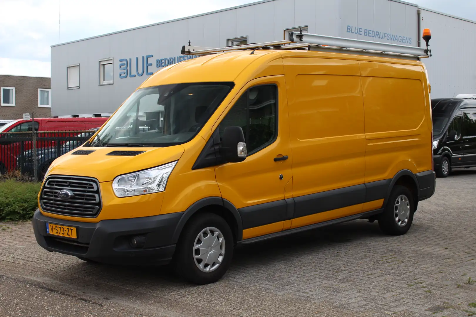 Ford Transit 350 2.0 TDCI 130PK Euro6 L3H2 Trend ✓ imperiaal ✓ Geel - 1