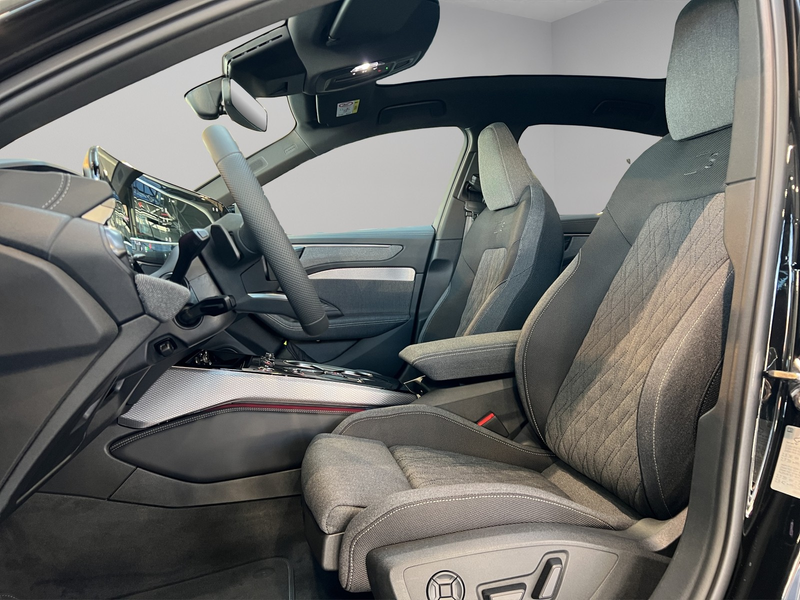 Audi A6 Limousine Matrix HUD Luft 2.0 TDI quattro 150 k... — photo 8