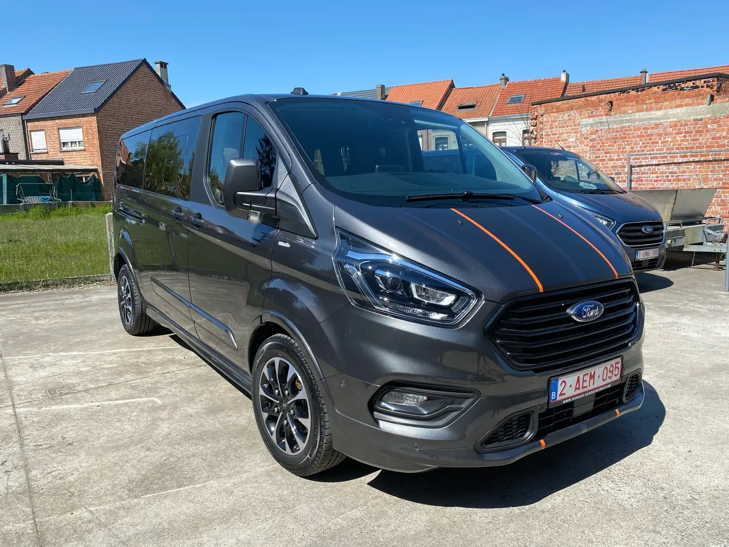 Ford Tourneo Custom 320 L2H1 VA Sport - 1