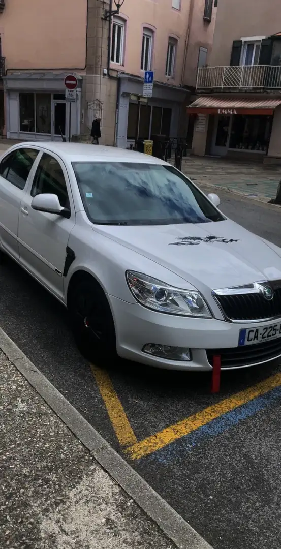 Skoda Octavia 1.6 TDI DPF IMPULS EDITION - 2
