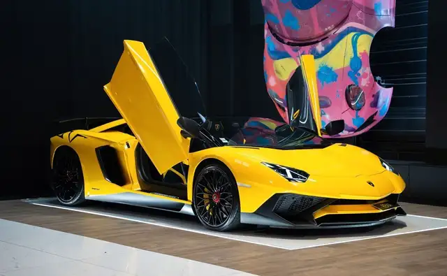 Lamborghini Aventador SV Roadster LP 750-4 1of 500 V12 750ch | Immat France Giallo Orion Sensonum Sièges baquets carbone À partir de 4590-mois