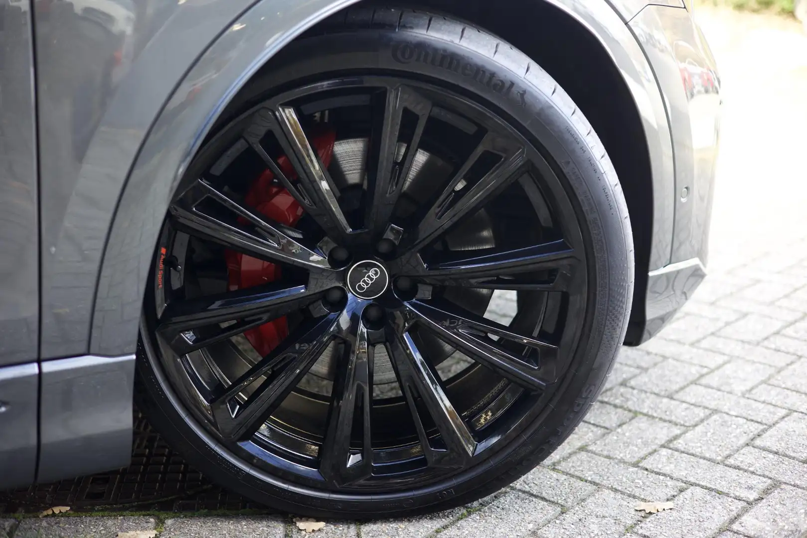 Audi Q8 60 TFSIe Competition Pano | Vierwielbesturing | Tr Zwart - 2