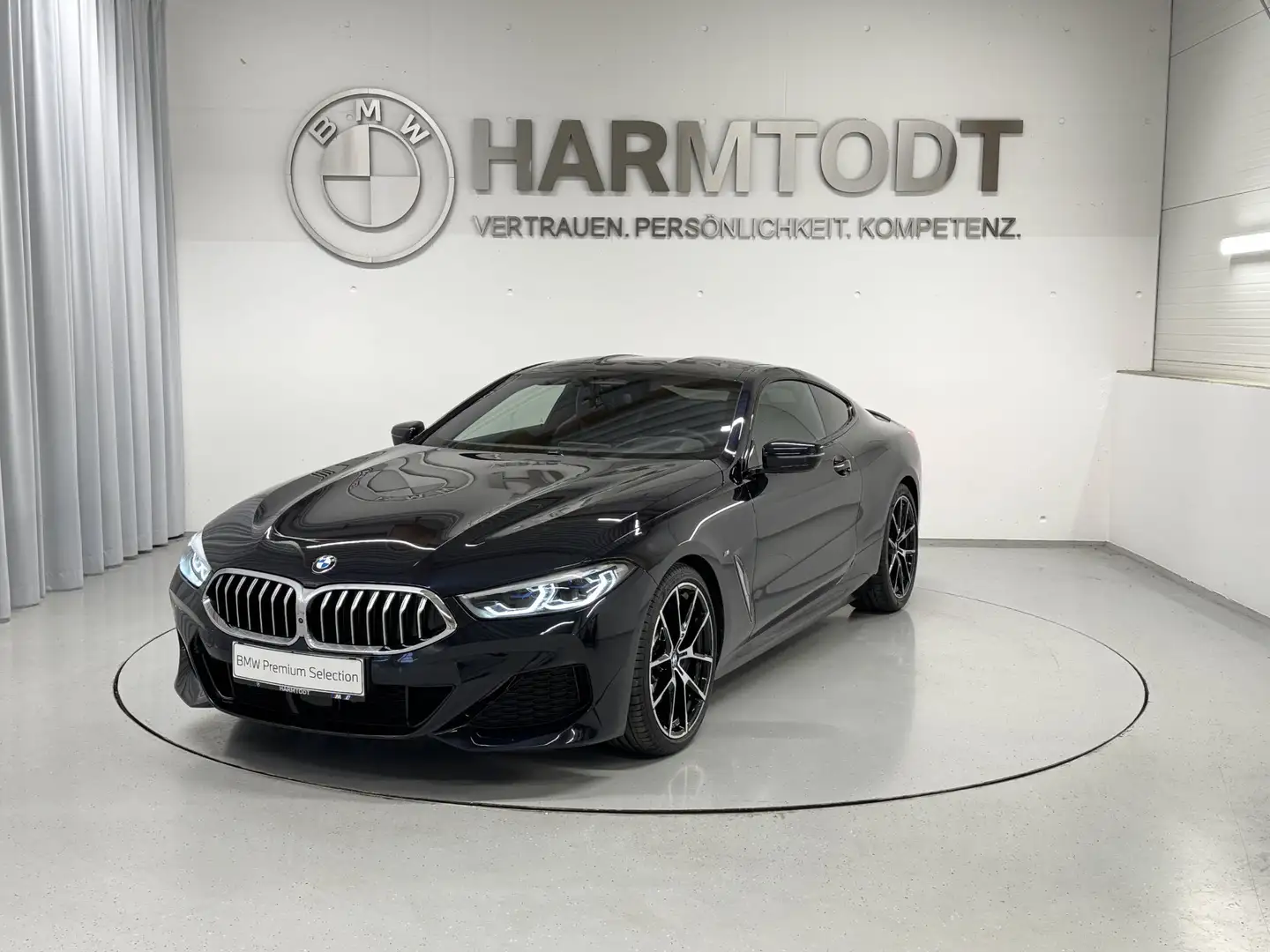 BMW 840 i xDrive Schwarz - 1