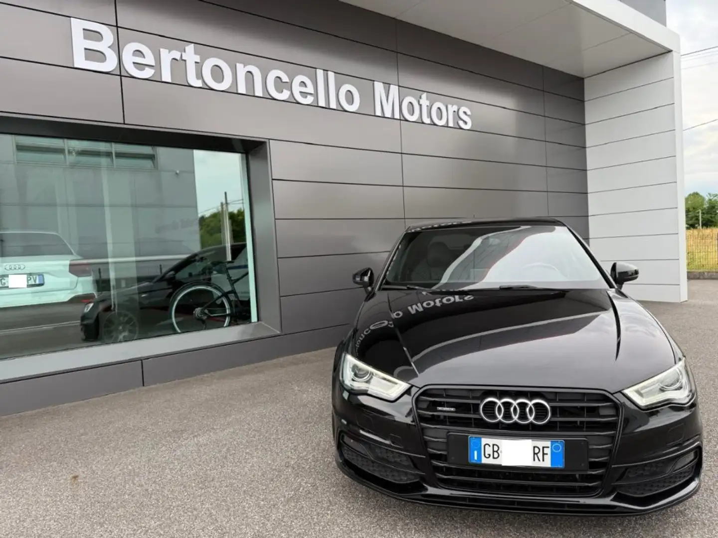 Audi A3 SPB 2.0 TDI 184CV QUATTRO S-TRONIC S-LINE EDITION Noir - 2