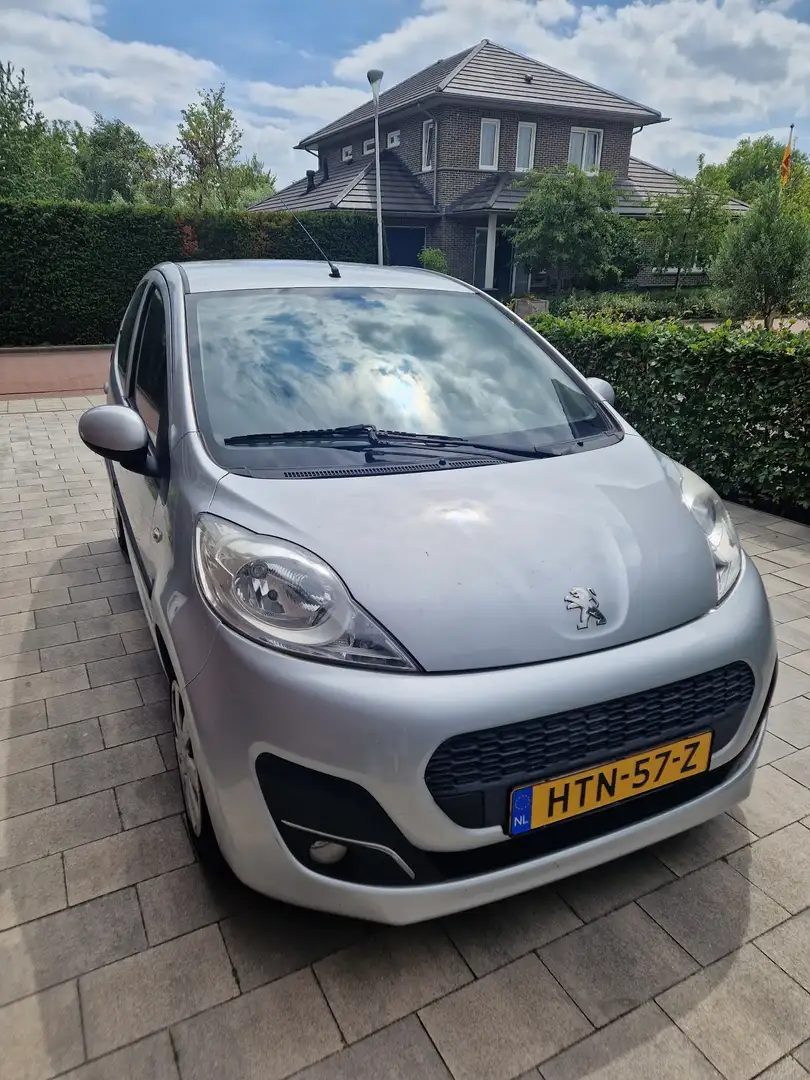 Peugeot 107 1.0 Blue Lease Grijs - 1