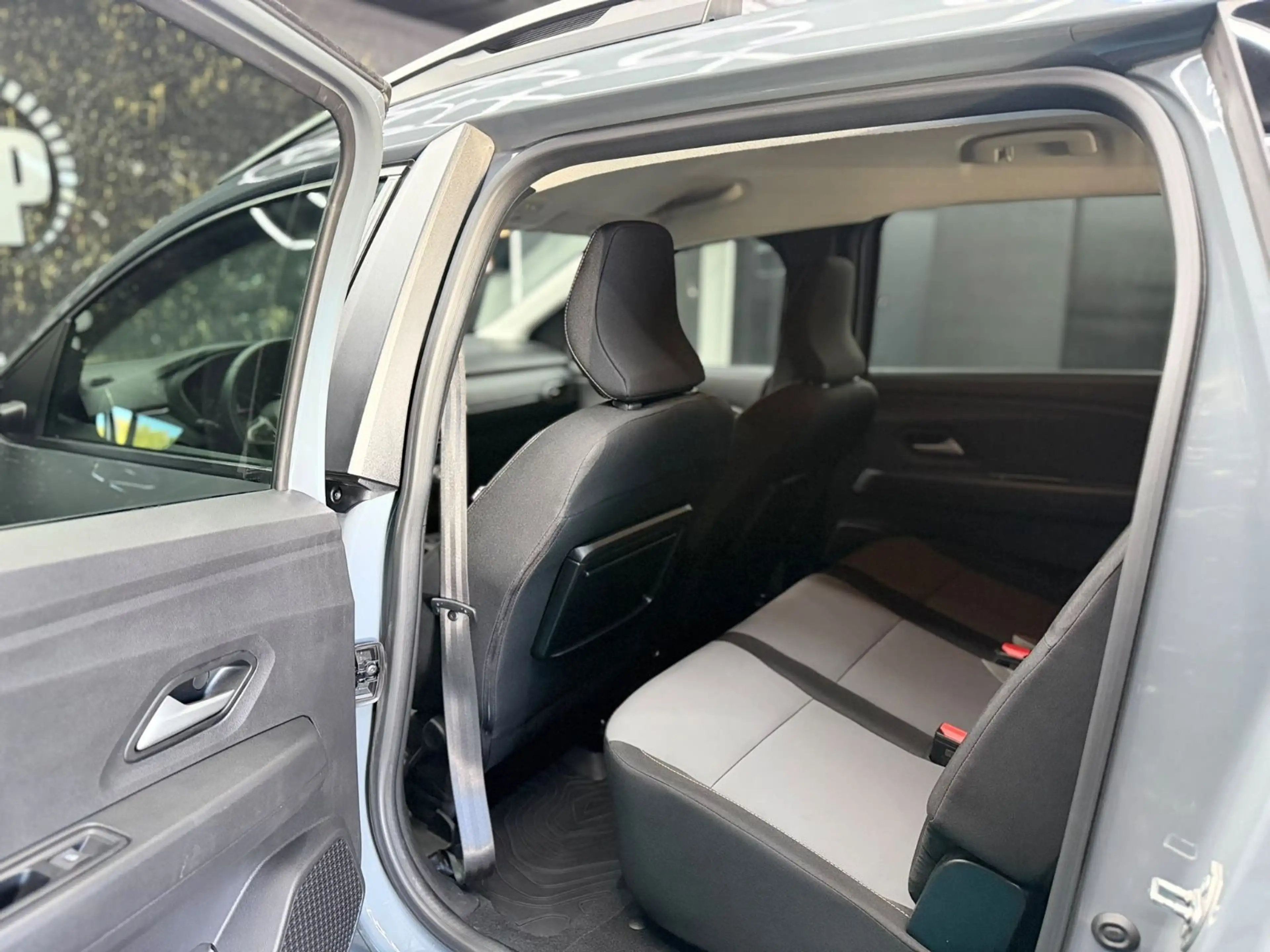 Dacia Jogger Extreme/2HND/RFK/SHZ/NAVI — photo 13