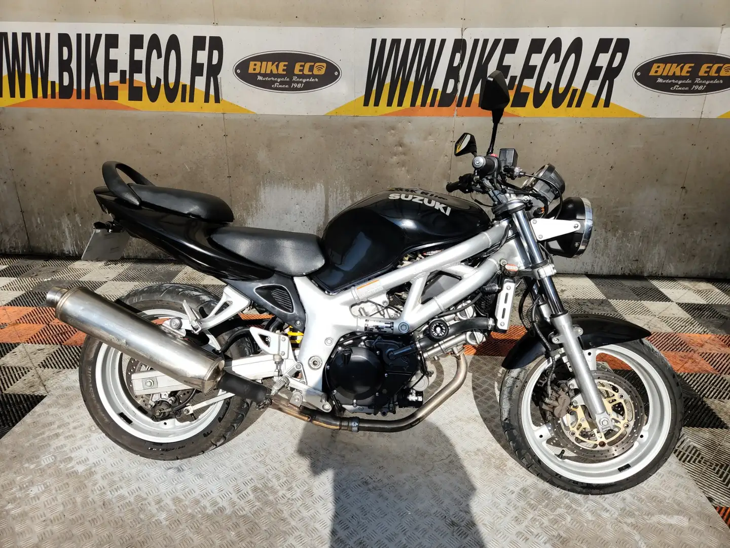 Suzuki SV 650 Noir - 1