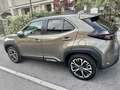 Toyota Yaris Cross 1.5 Hibryd 5p. E-CVT AWD-i LOUNGE Luxury Chrome Bronzo - thumbnail 2